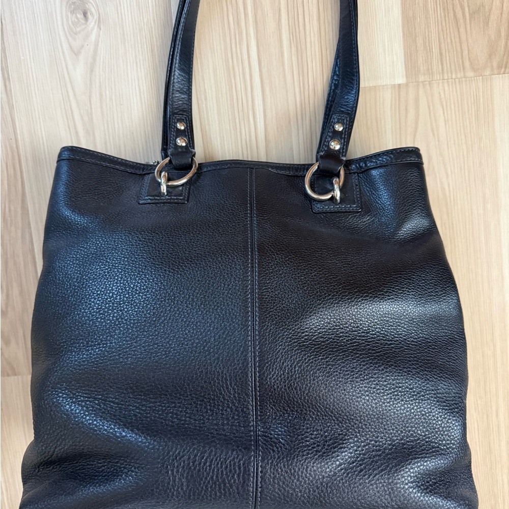 Coach Penelope F19264 tote/shoulder bag - black pebbled leather EUC - Picture 2 of 8